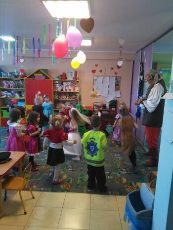 27971893_1868855826489851_1433299652407825459_n