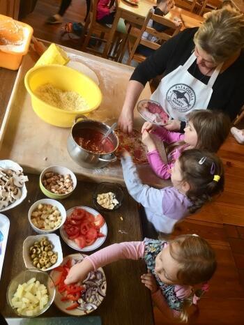 284107485_7524300544278656_240401052996995483_n