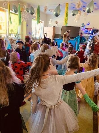 419242461_886976030070660_8615918989357981070_n