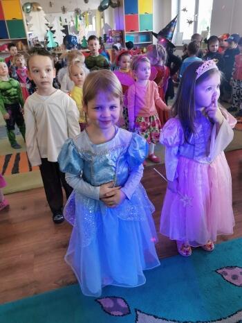 419952657_886900806744849_8080366547924517709_n