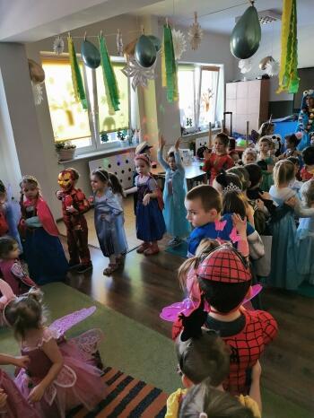 419960238_886897926745137_4484020242892878254_n