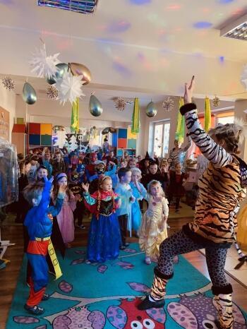 420097423_886976896737240_7094322905940798059_n