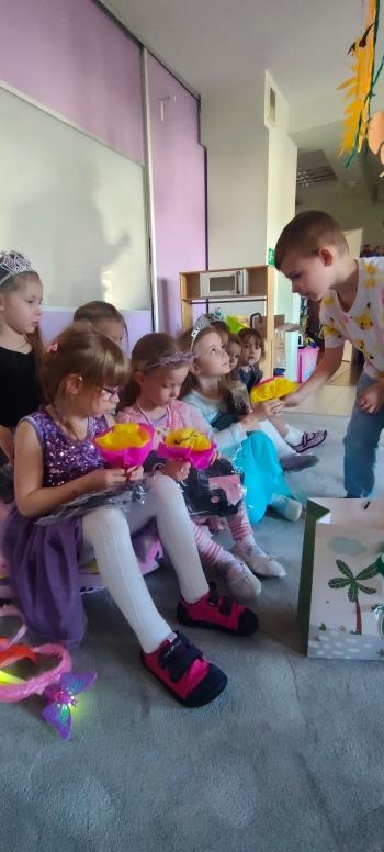 4bc0e262-8047-4391-9a92-8511327423c0