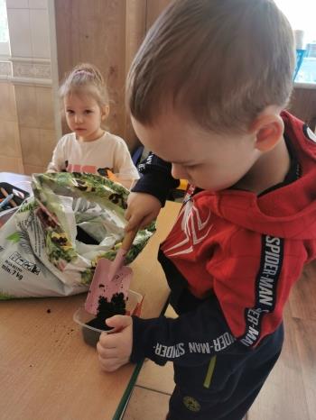 394093c8-30e9-4315-a075-68f69b9dfd87