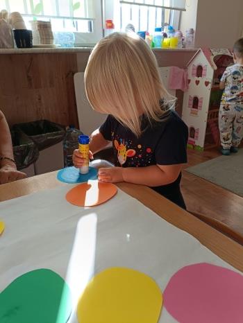 8b79e82c-6c63-459e-9854-35d49a241876