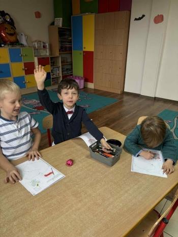 debc6854-8776-4a19-81b6-0d42336fcb64