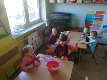 54217421_764385967275722_6840516716380815360_n