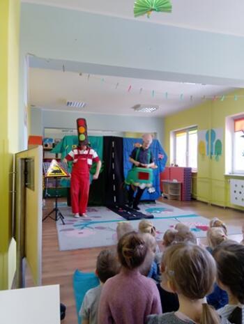 158979875_733179440718169_6944557454652248003_n