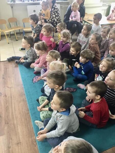 Teatr Włóczykij ze sztuką ,,Waśnie i Baśnie''