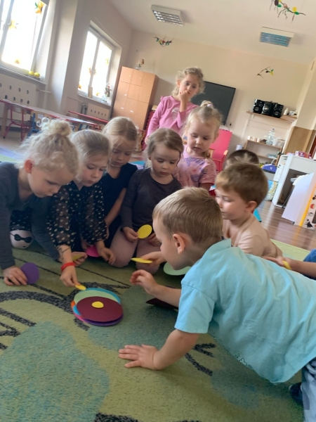 Dzień kropki- Pszczółki