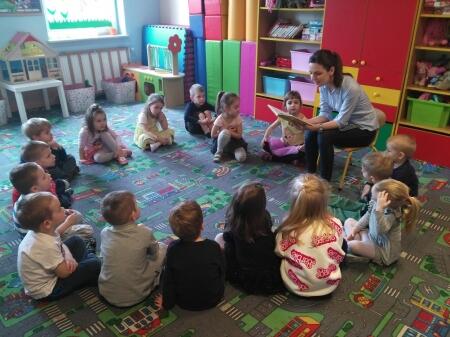 Poczytaj mi mamo, poczytaj mi tato...