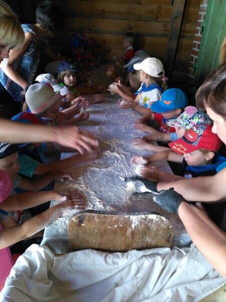 WYCIECZKA DO GOSPODARSTWA AGROTURYSTYCZNEGO