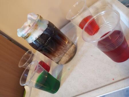 Kolorowy deszcz - eksperymenty